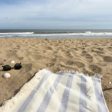 Cargar imagen en el visor de la galería, Manta/Lona Lurex 144 x 166 cm