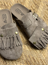 Cargar imagen en el visor de la galería, Zueco Velvet