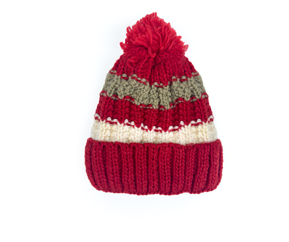 Gorro tejido con pompón