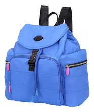 Cargar imagen en el visor de la galería, Mochila Oreiro urbana con broche
