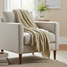 Cargar imagen en el visor de la galería, Manta para sillón o pie de cama decorativa 153 X 170 Cm
