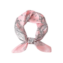 Cargar imagen en el visor de la galería, Pañuelo Rosa Boho
