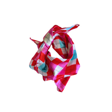 Cargar imagen en el visor de la galería, Pañuelos 50 x 47
