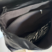 Cargar imagen en el visor de la galería, Mochila Lía 2 en 1
