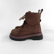 Cargar imagen en el visor de la galería, Botas Borcego - Chocolate
