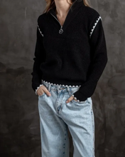 Cargar imagen en el visor de la galería, Sweater Nox - Negro
