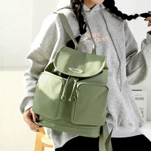 Cargar imagen en el visor de la galería, Mochila impermeable tipo urbana
