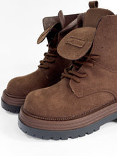 Cargar imagen en el visor de la galería, Botas Borcego - Chocolate
