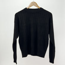 Cargar imagen en el visor de la galería, Sweater Noir
