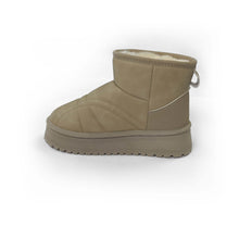 Cargar imagen en el visor de la galería, Pantubota Biker - Beige
