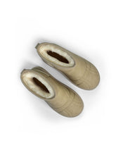 Cargar imagen en el visor de la galería, Pantubota Biker - Beige
