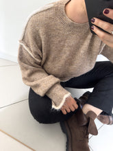 Cargar imagen en el visor de la galería, Sweater Emma - Beige
