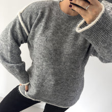 Cargar imagen en el visor de la galería, Sweater Emma -Gris
