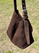 Cargar imagen en el visor de la galería, Matera cartera Mora - Chocolate oscuro
