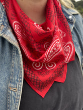 Cargar imagen en el visor de la galería, Pañuelo Red Boho
