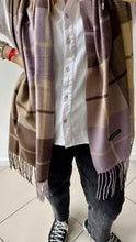 Cargar imagen en el visor de la galería, Bufanda Cashmere a cuadros
