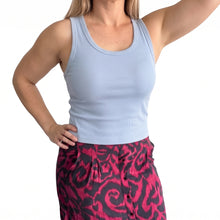 Cargar imagen en el visor de la galería, Musculosa Alma - Celeste
