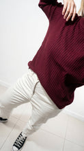 Cargar imagen en el visor de la galería, Sweater Siena - Vino

