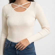 Cargar imagen en el visor de la galería, Sweater Noli - Crema
