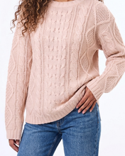 Cargar imagen en el visor de la galería, Sweater tejido Ochos - Beige
